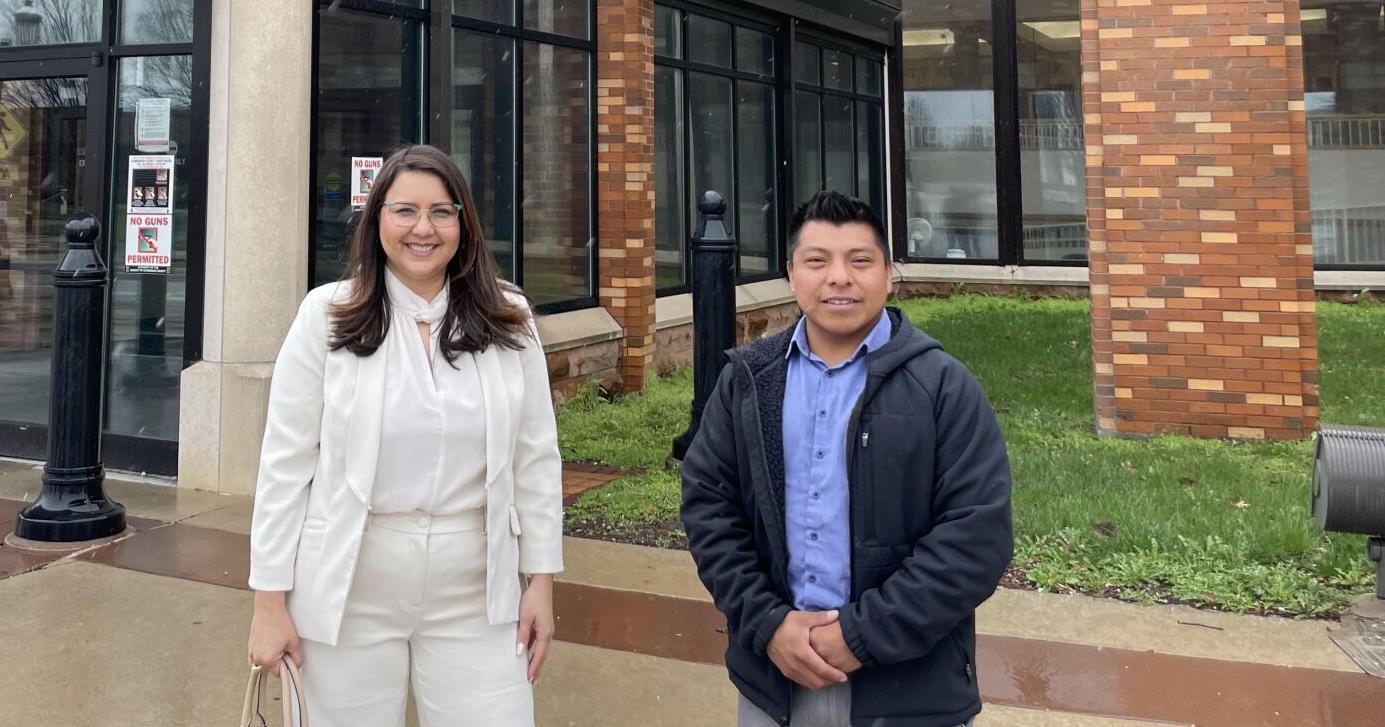 Interpreters find opportunities, purpose in helping non-native English speakers - Vimarsana News