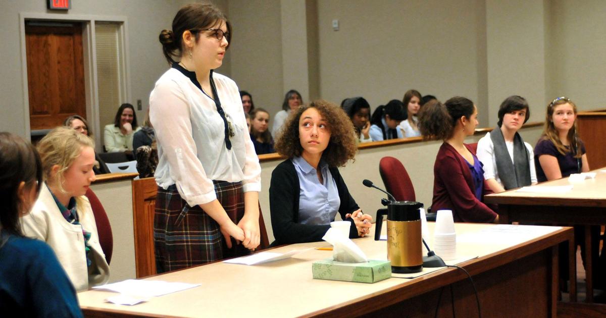 Student Court Students spend week learning about courts | News | news-gazette.com