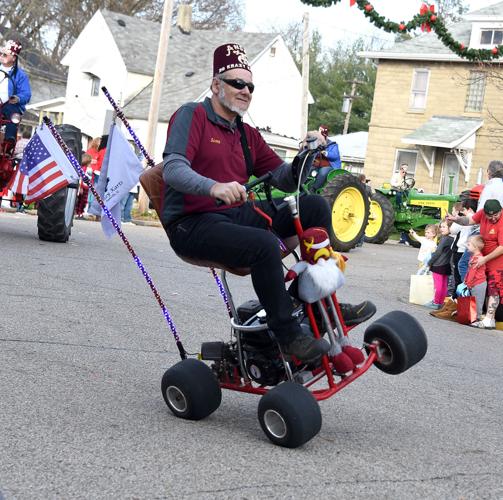 PHOTO GALLERY Scenes from Farmer City's Christmas parade News news