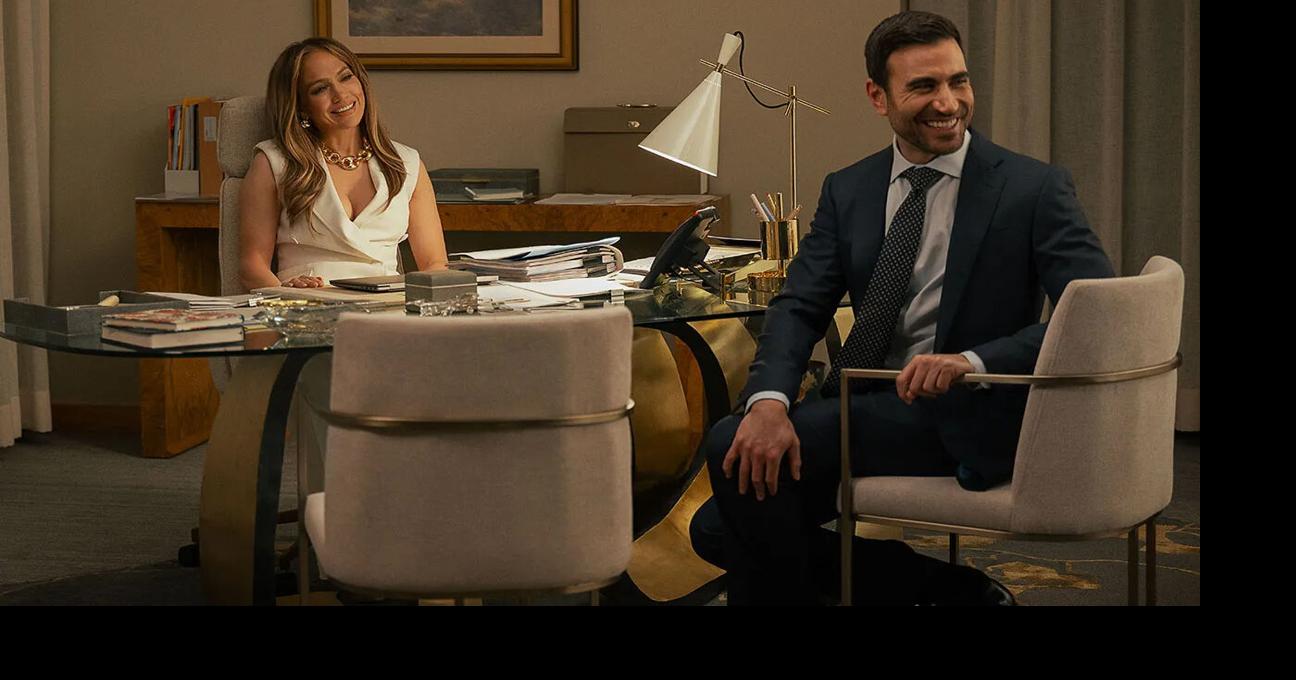 The Screening Room | Crass approach sinks 'Office Romance'