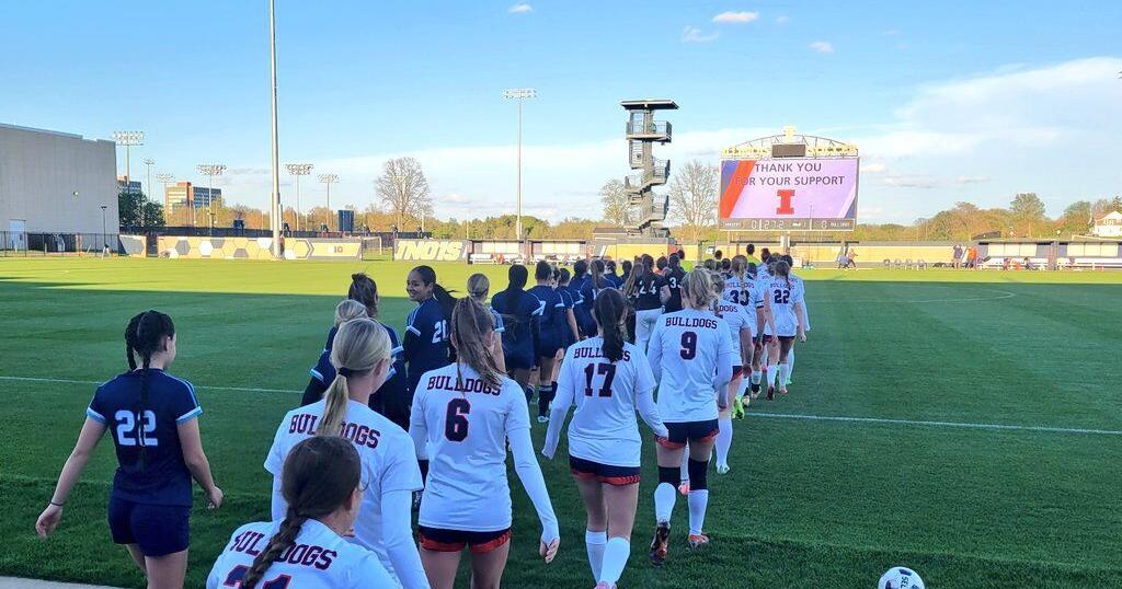 Bulldogs earn big win in C-U Showcase debut: ‘It was such an amazing event’