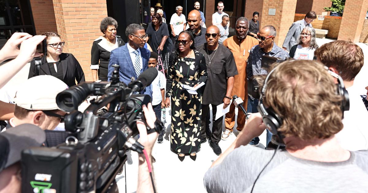 Ammonses' court case reassigned to Springfield-based federal judge