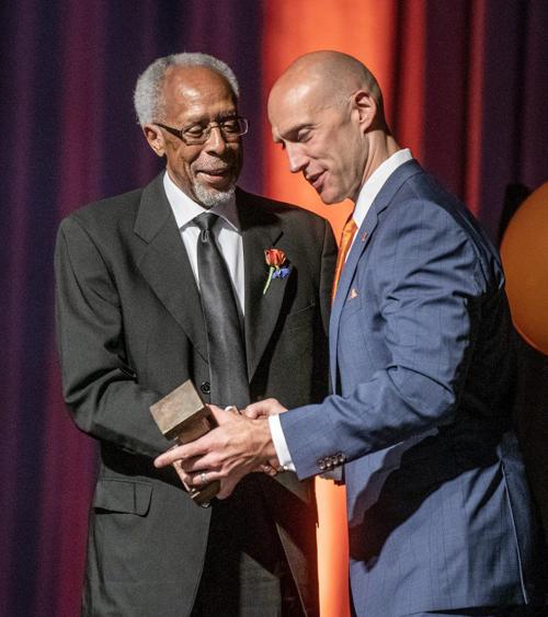UI HOF induction2