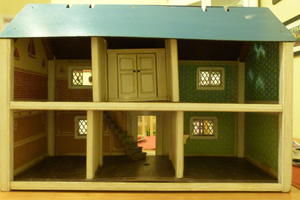 1940s dollhouse