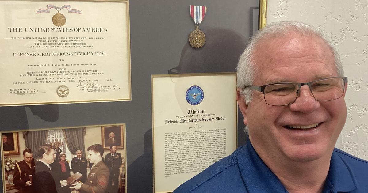Jim Deely Jim Dey | Decades later, 'Hostage' revisits Champaign man's time in ...
