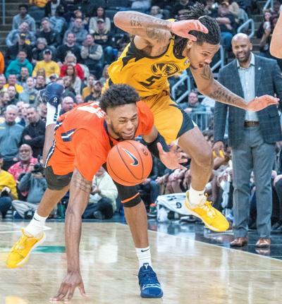 Underwood Laments Illini S Lack Of Fight In Rivalry Loss Mens