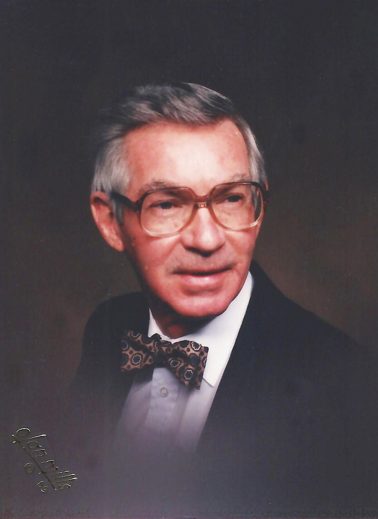 Robert Simpson Obituaries