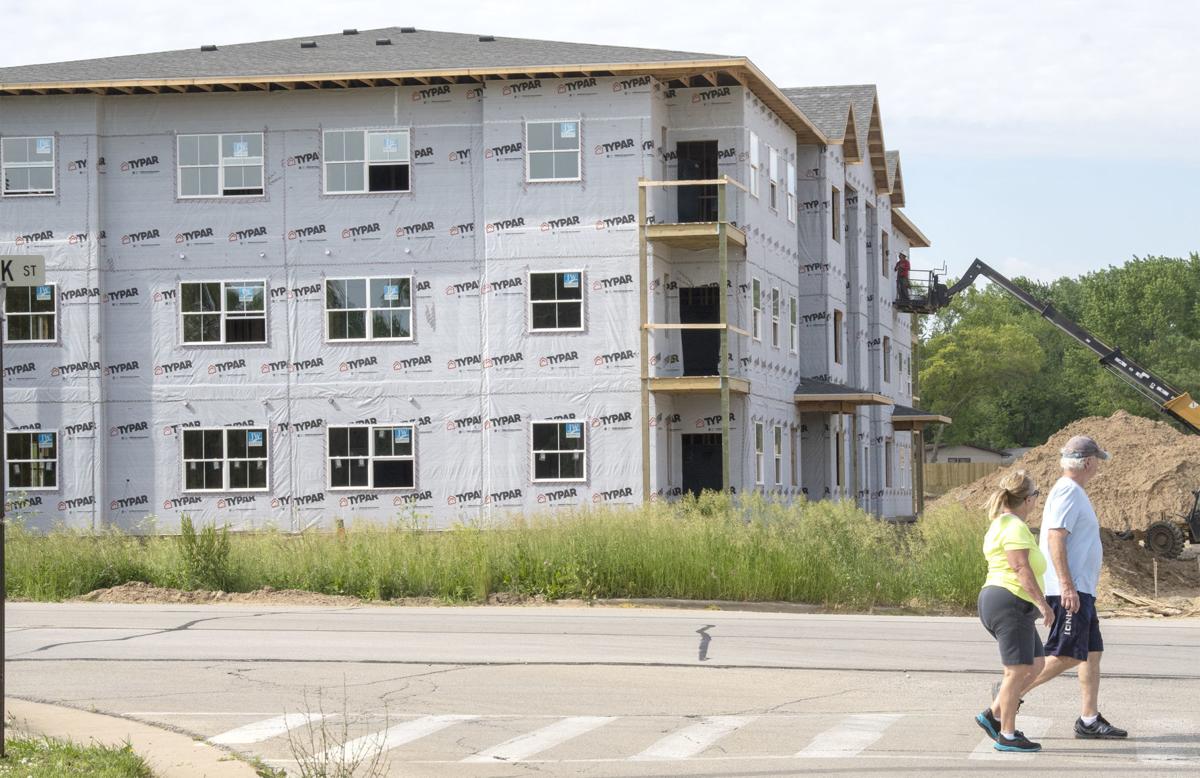 Mahomet Pushes Pause On New Apartments After Residents Speak Out Housing News Gazette Com