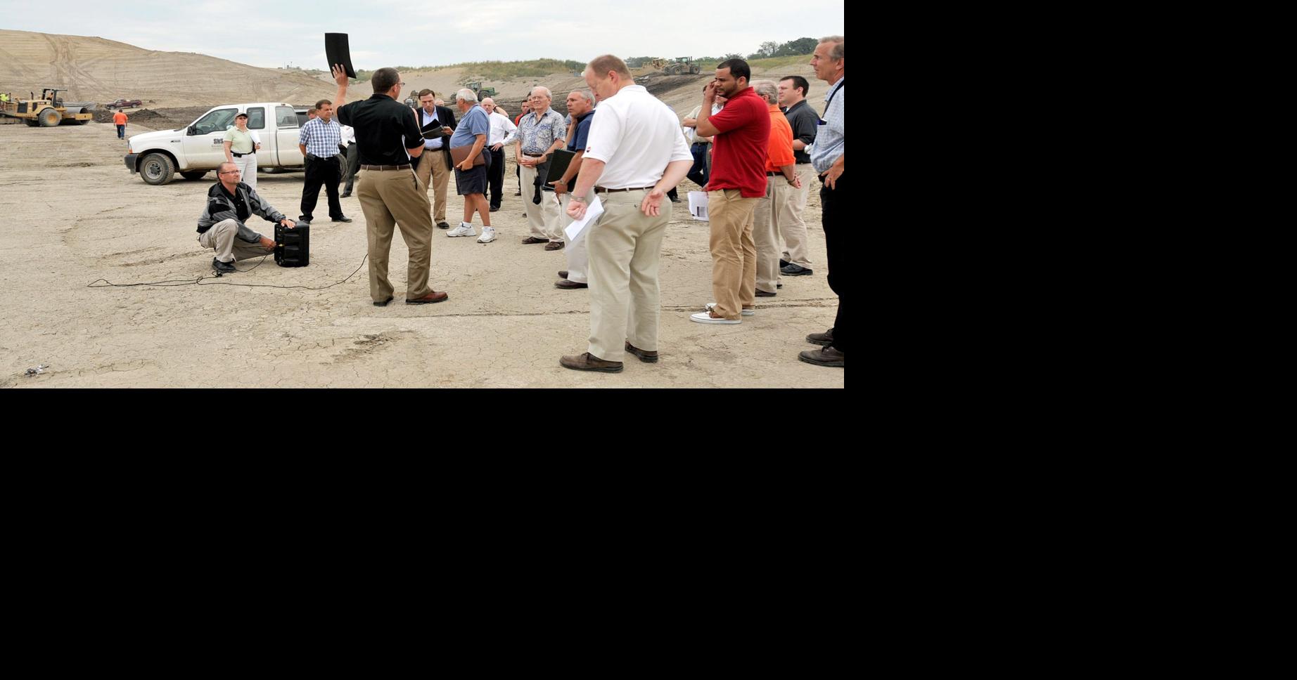 Some governments fight Clinton landfill PCB proposal News news