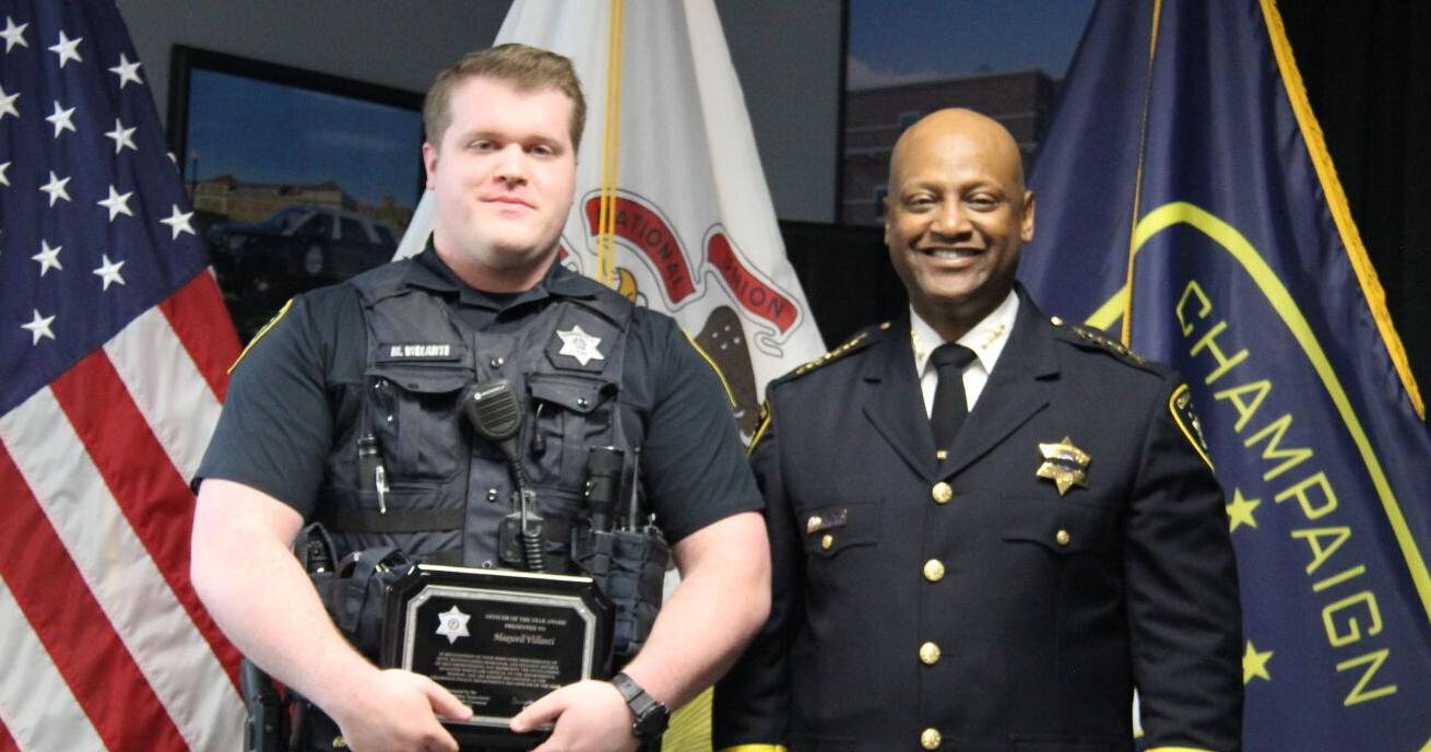 Champaign police honor 24-year-old as top officer - Vimarsana News