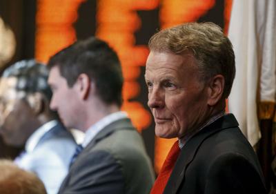 Dey col Madigan 2017 budget vote