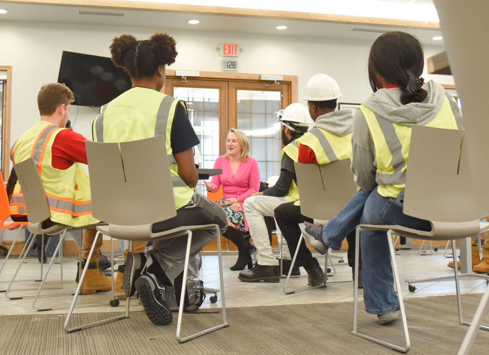 Budzinski Meets With Students In Housing Authority's YouthBuild Program ...