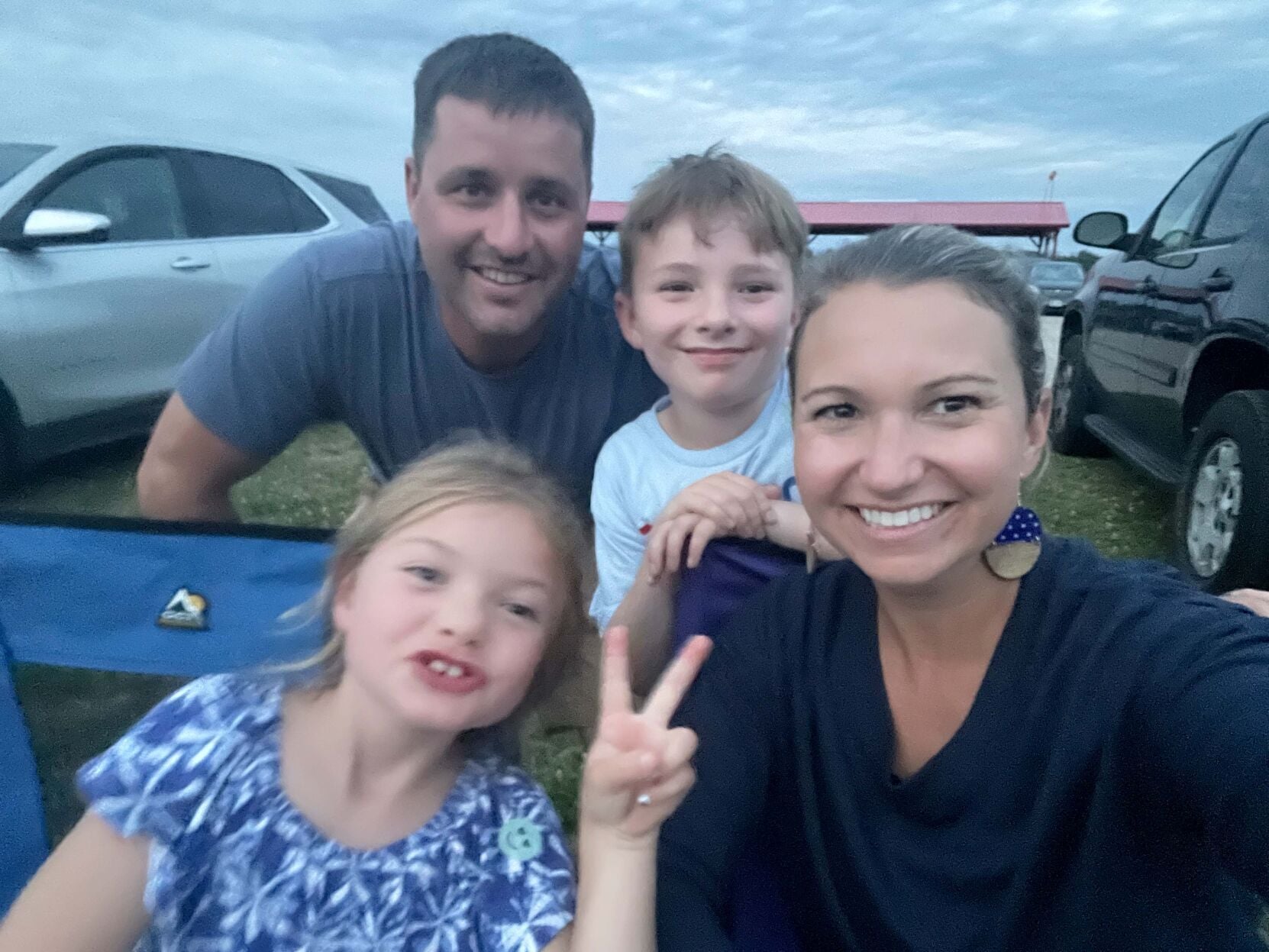 news-gazette.com - ROB LE CATES rlecates@news-gazette.com - Farm Family of the Week | The Sharp family of Thomasboro