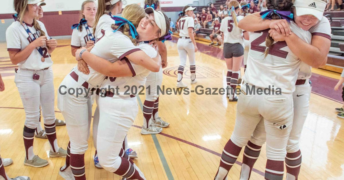 Unity Softball Takes Third in State 6/22 | Multimedia | news-gazette.com