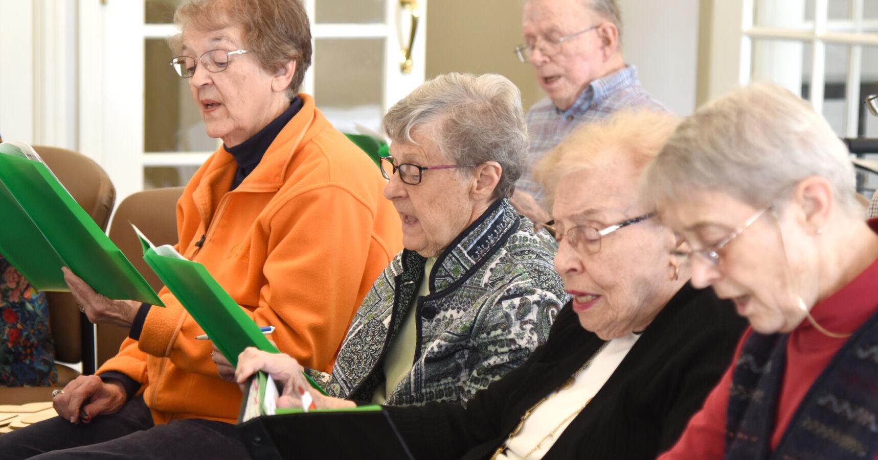 Windsor residents have fun, perform as choral group - Vimarsana News