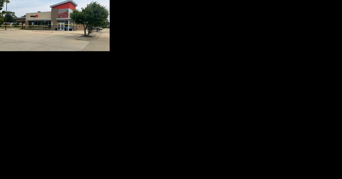 Champaign police investigating bank robbery