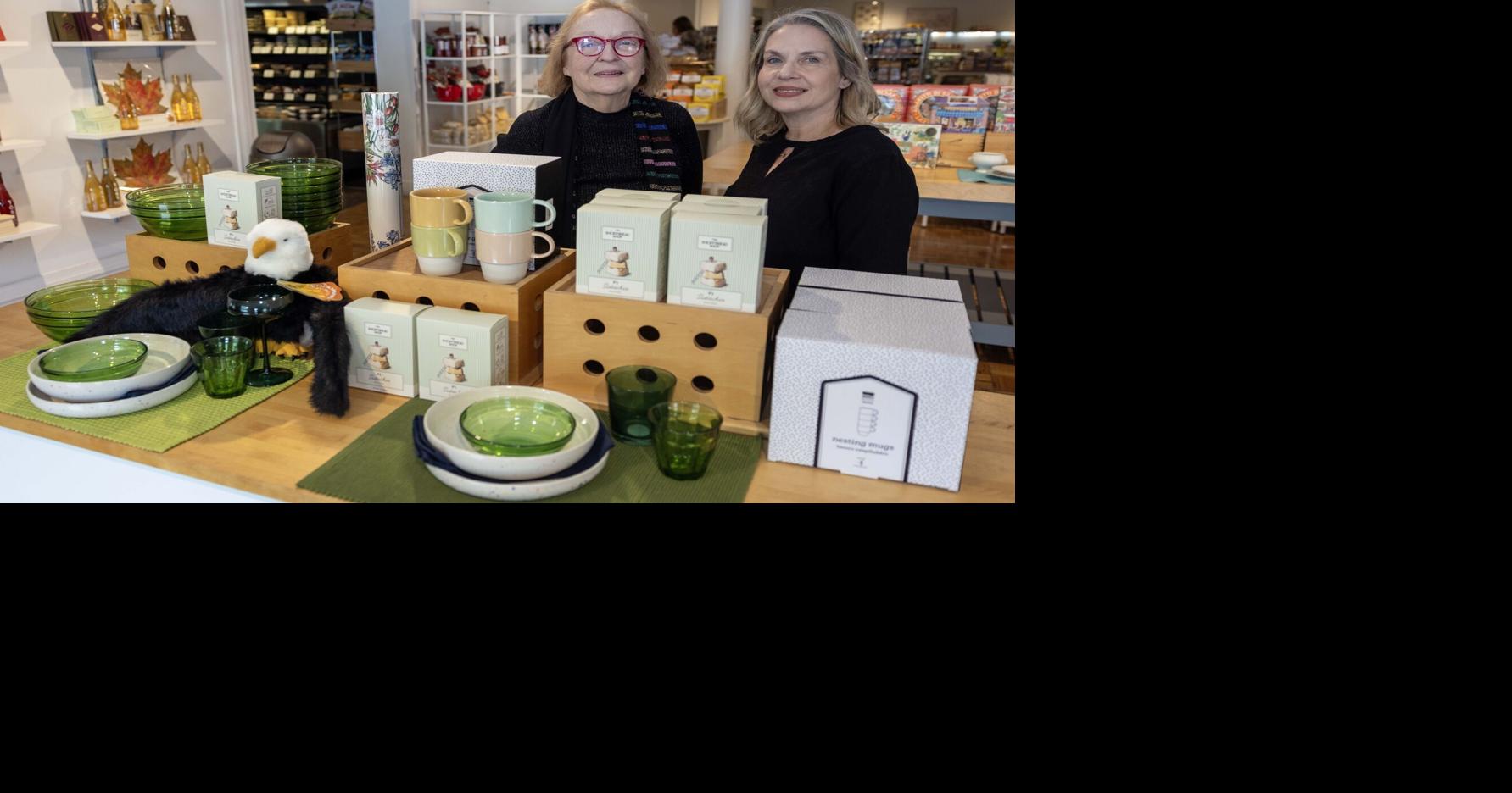 'A source of community pride': Art Mart owners honored as Entrepreneurs of the Year