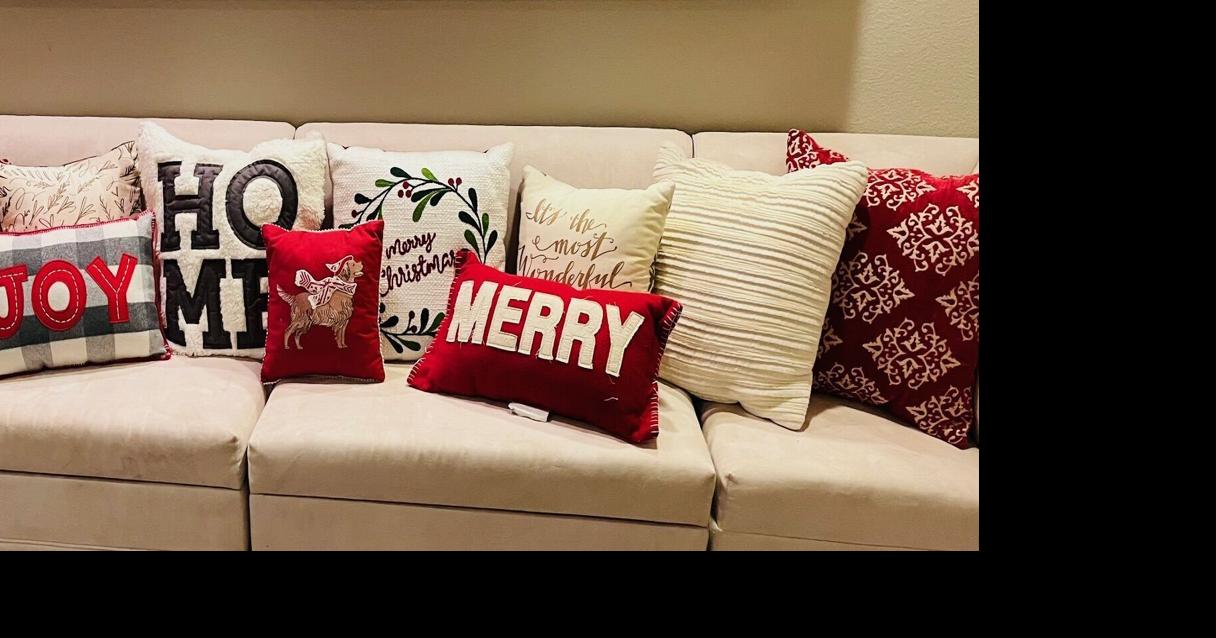 Holiday Musings A potpourri of decorating, gifting, movies, dining