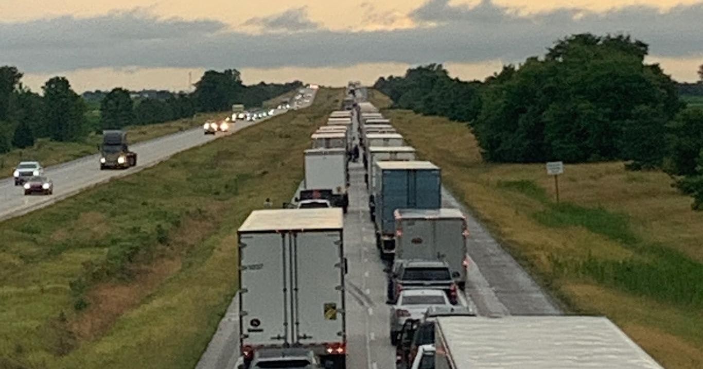 UPDATE: Traffic still snarled on I-57 southbound - Vimarsana News