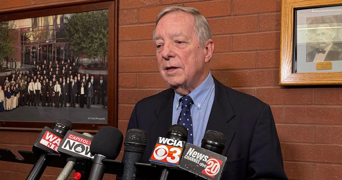 Capitol News Illinois | Durbin defends shutdown vote, says it wasn’t coordinated with Schumer