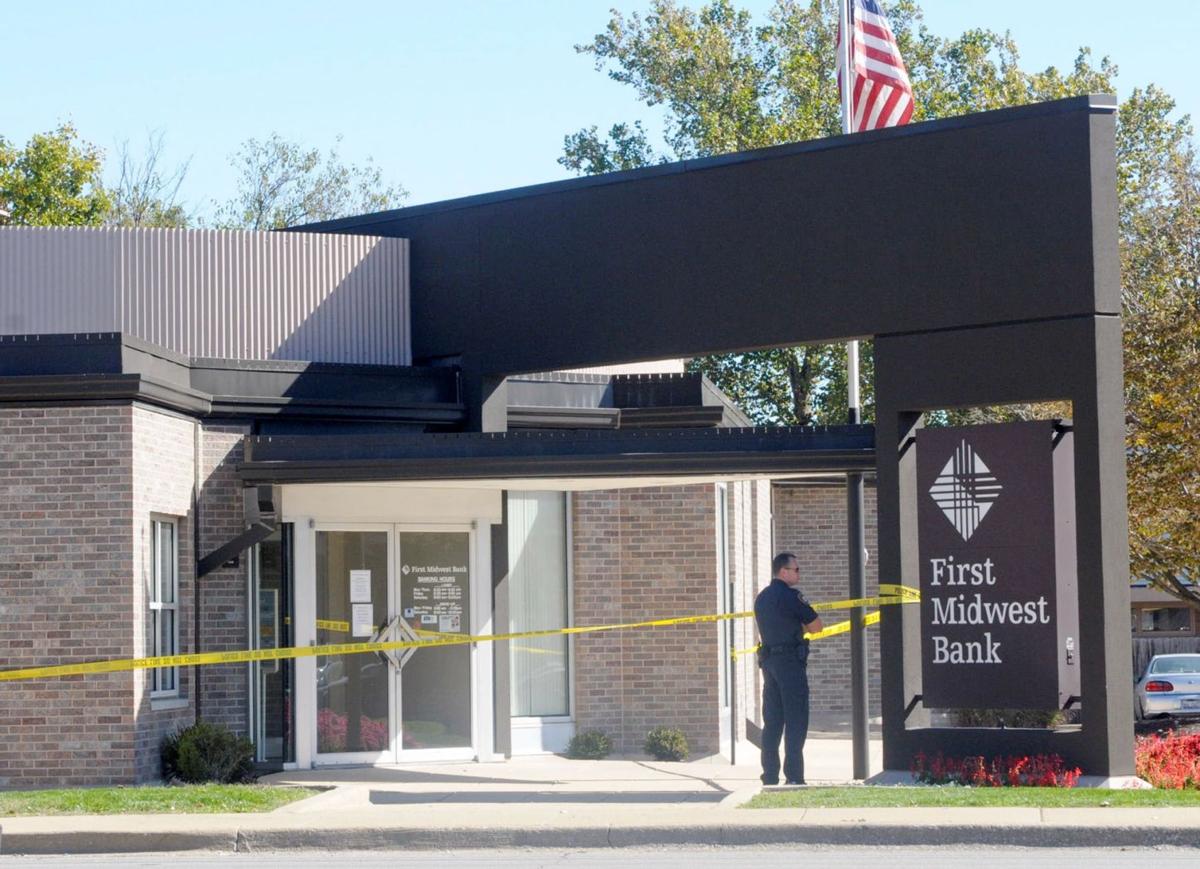 Man Robs First Midwest Bank In Champaign News News Gazette Com