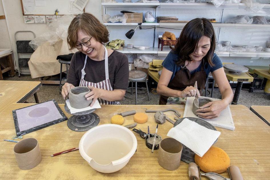 Champaign Urbana Potters Club Fired Up For 50th Anniversary