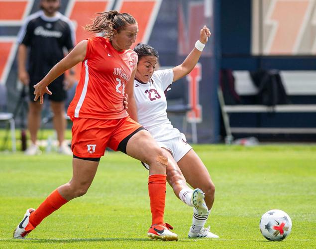08062026-illinios-wsoc-exhibition-1.JPG
