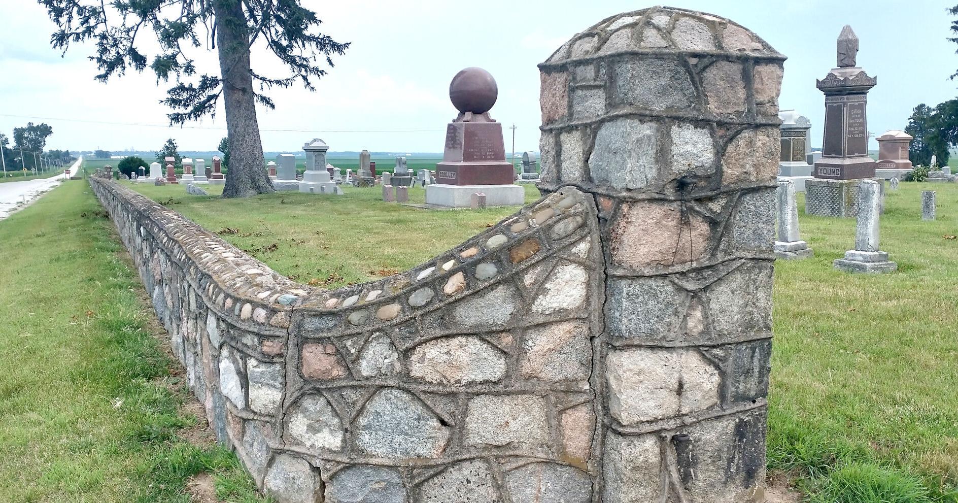 Tom Kacich | The cemetery on The Ridge in Douglas County - Vimarsana News