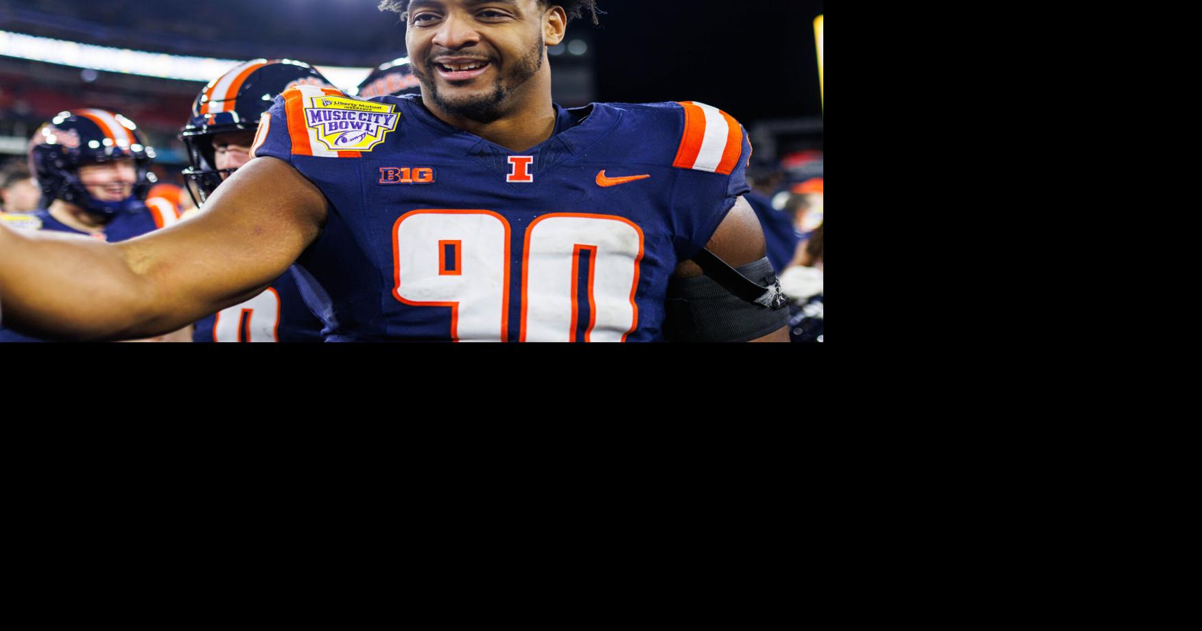 Notes: Defensive pressure key in Music City Bowl win