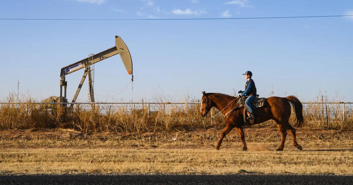 Earthquakes in Texas doubled in 2021. Scientists cite years of oil companies injecting sludgy water underground. | Business