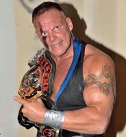 PCO returns in MLP Wrestling spectacle at the Colisée de Laval