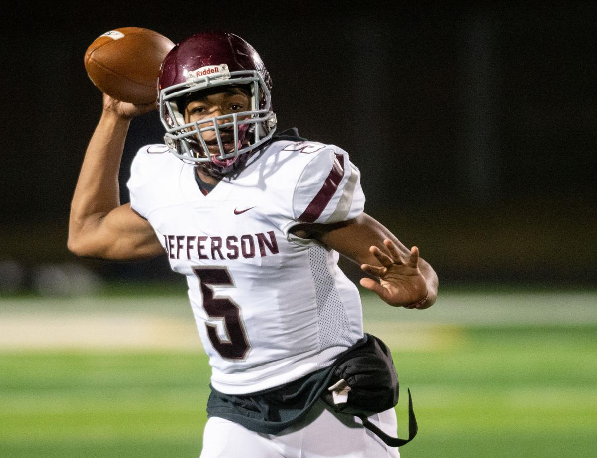 Et Football Thomas Lifts Jefferson Over West Rusk 36 13