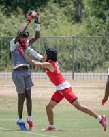 Lobos Advance To 7-on-7 Championship Bracket After Perfect Pool Play