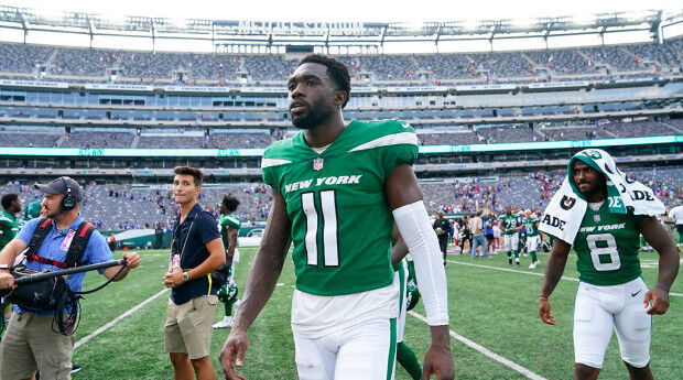 The New York Jets at MetLife Stadium - Ian Wilson