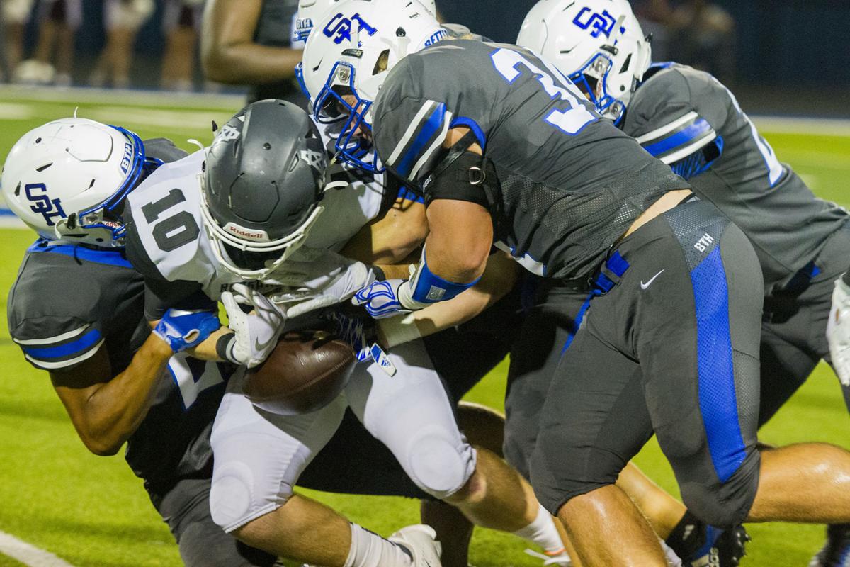 Et Football Spring Hill Rebounds Beats White Oak 42 14