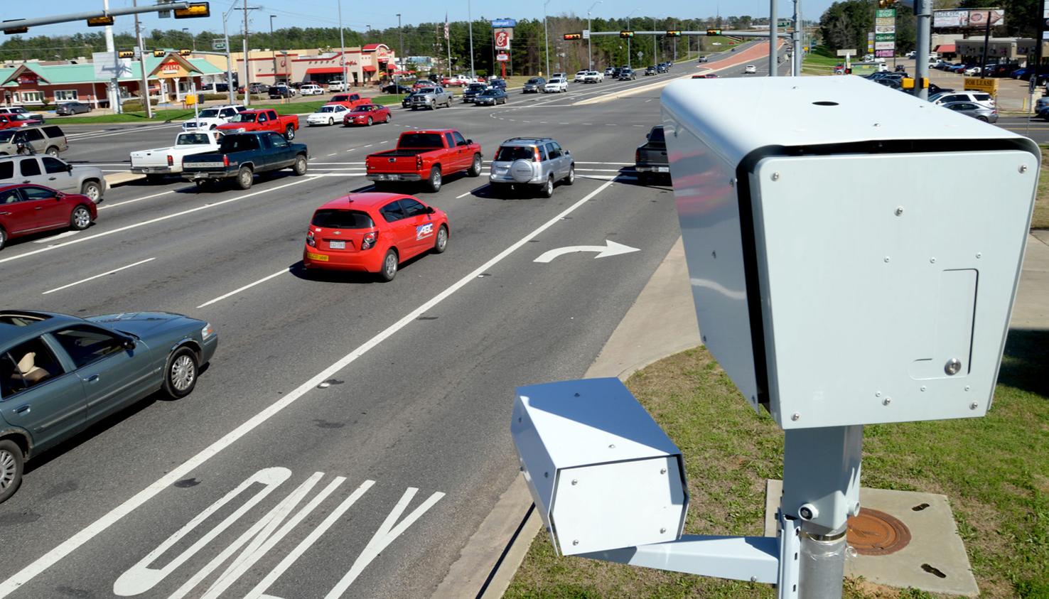 Longview council votes to end redlight camera program Local News