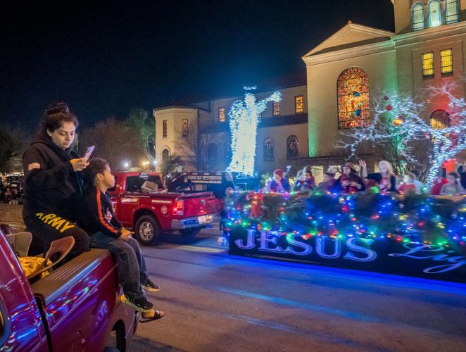 PHOTOS Longview Christmas Parade Galleries