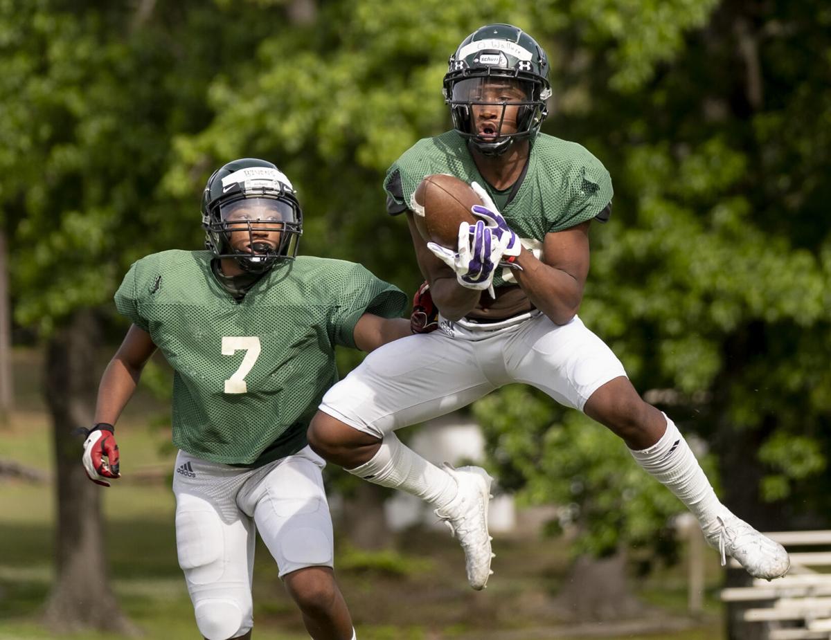 Lobo Spring Football Drills | ETVarsity | news-journal.com