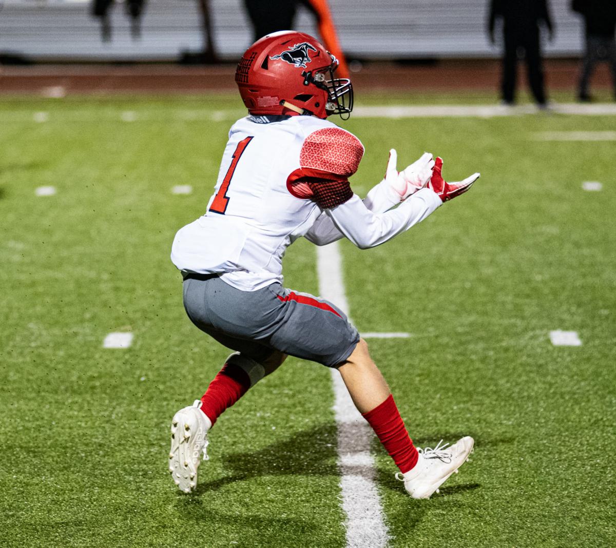 Et Football Gladewater Blanks Mustangs 32 0 Etvarsity News
