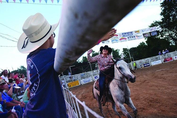 mineola rodeo.jpg