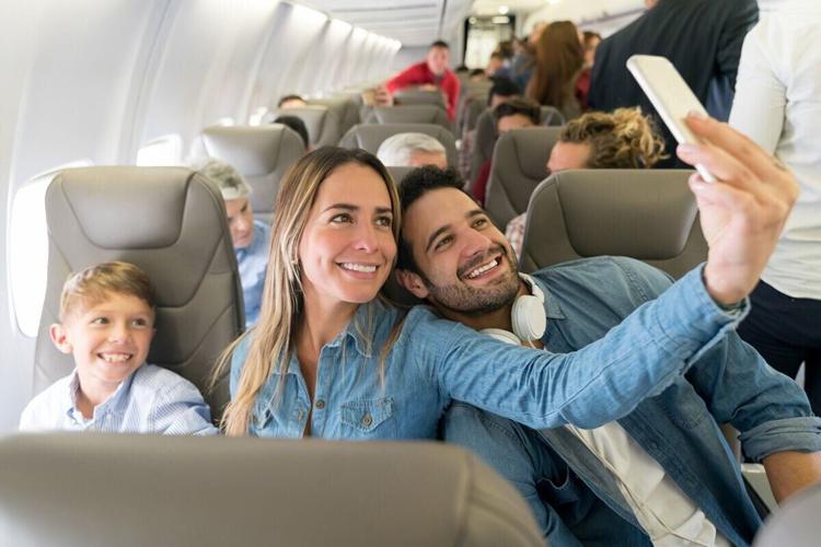 ӽ紫ýHey guys, weӽ紫ýre not home!ӽ紫ý ӽ紫ý Donӽ紫ýt overshare your travel plans on social media
