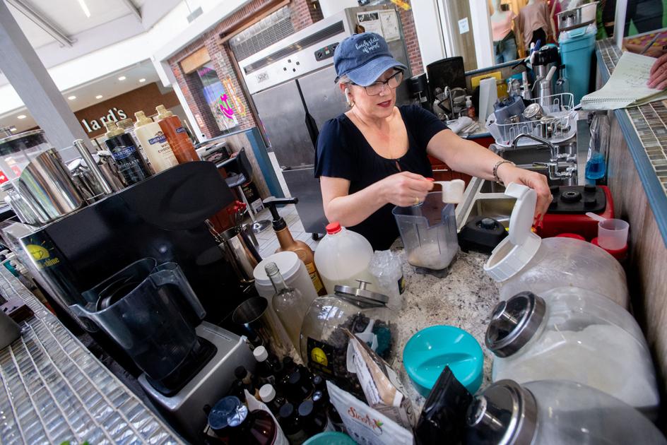 Longview Mall Stores Reopen To Sparse Shoppers Local News