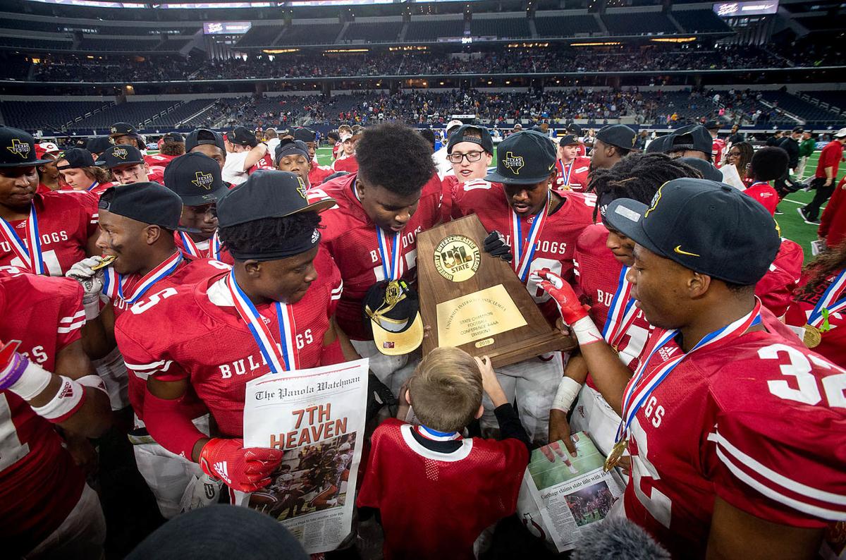 State Champs Carthage Defeats La Vega 42 28 For 4a Di Title