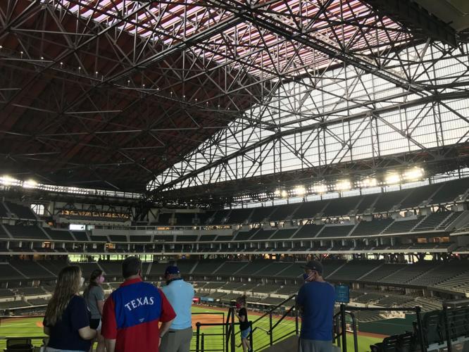 Texas Rangers close Globe Life roof despite beautiful day