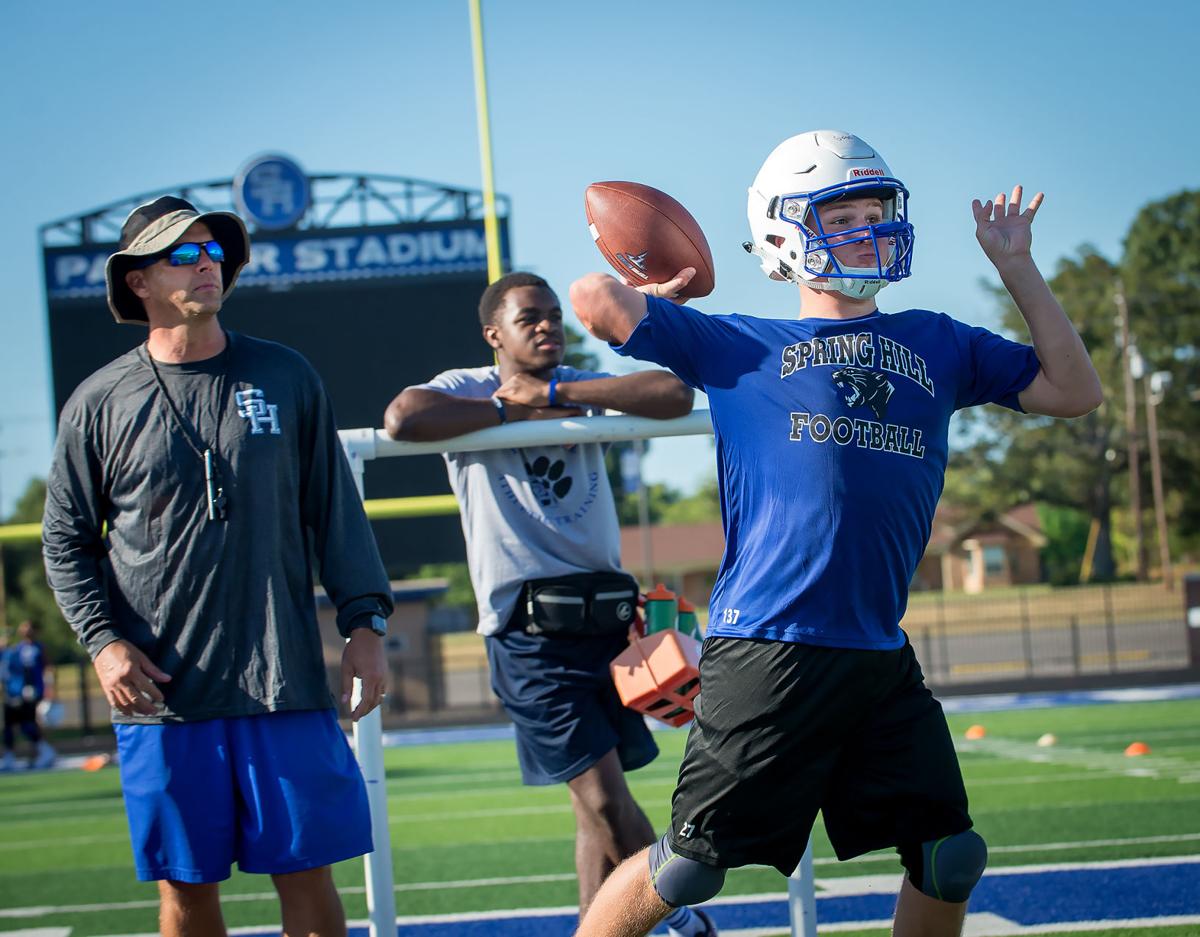 Photos Spring Hill Hits The Field For First Football Practice