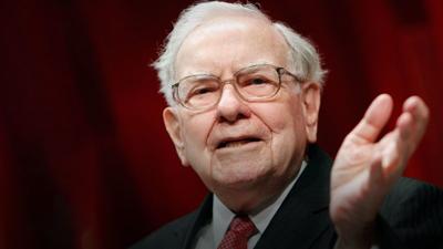 Banking Crisis: Warren Buffett Is on the Phone with the Biden Administration