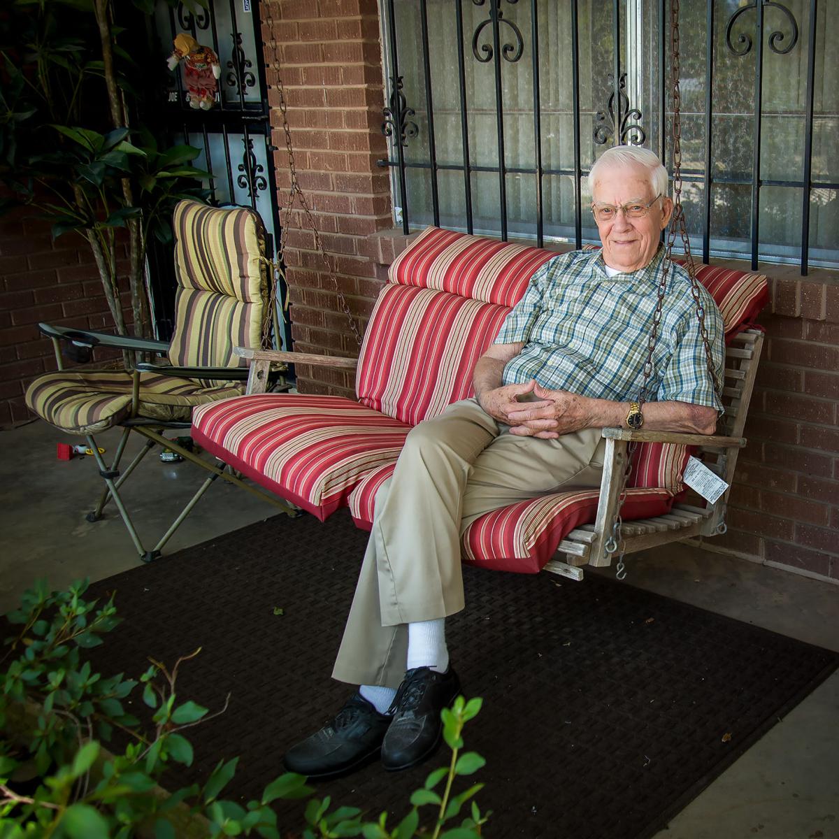 Pop Watch Longview Grandfather Becomes Internet Sensation Lifestyle News Journal Com