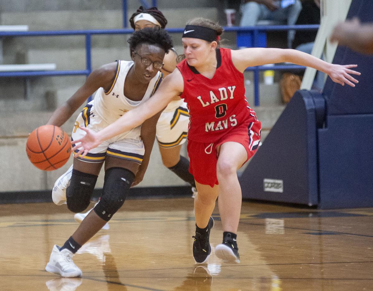 Et Basketball Lady Pirates Rally Past Marshall 42 37 Etvarsity