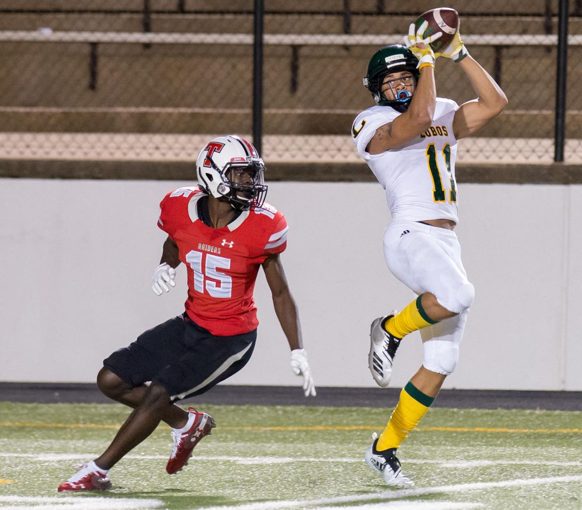 Et Football Longview Moves To 9 0 With Rout Of Lee 63 14
