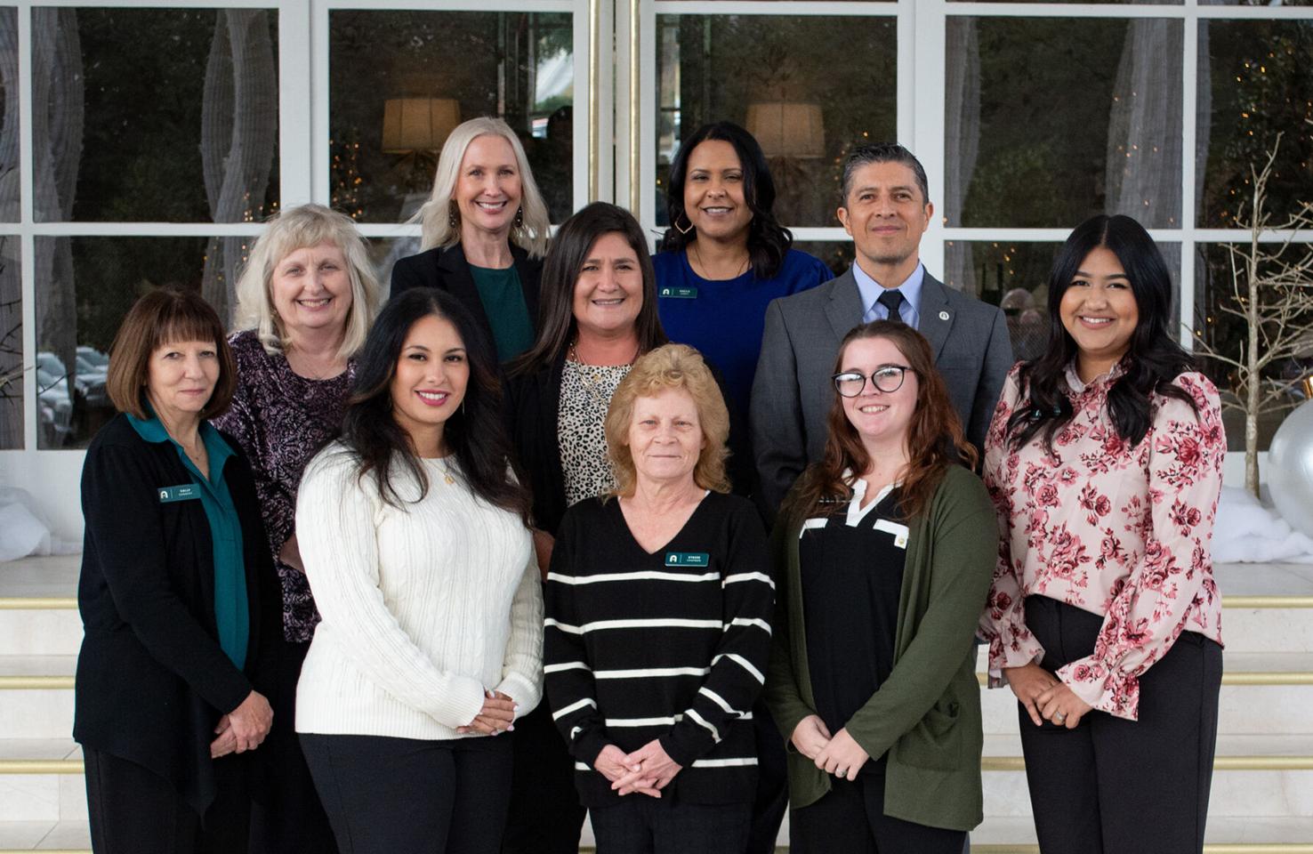 Business Digest: Austin Bank honors employees Local news-journal